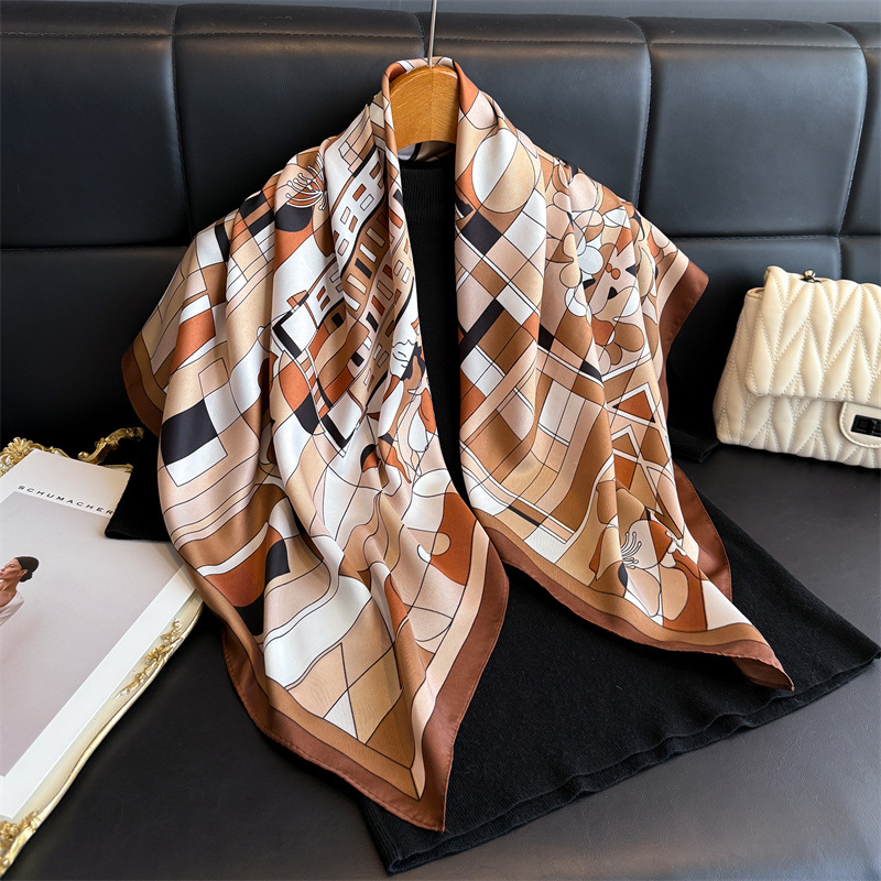 Nuova Sciarpa Quadrata in Seta - Silk Scarf Square recensione e prezzo